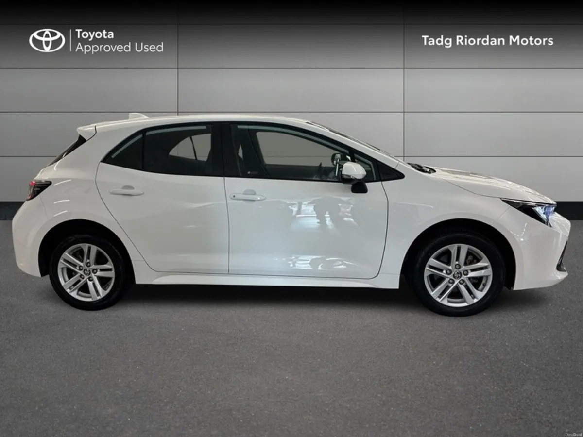 Toyota Corolla HYBRID LUNA H/B - Image 3