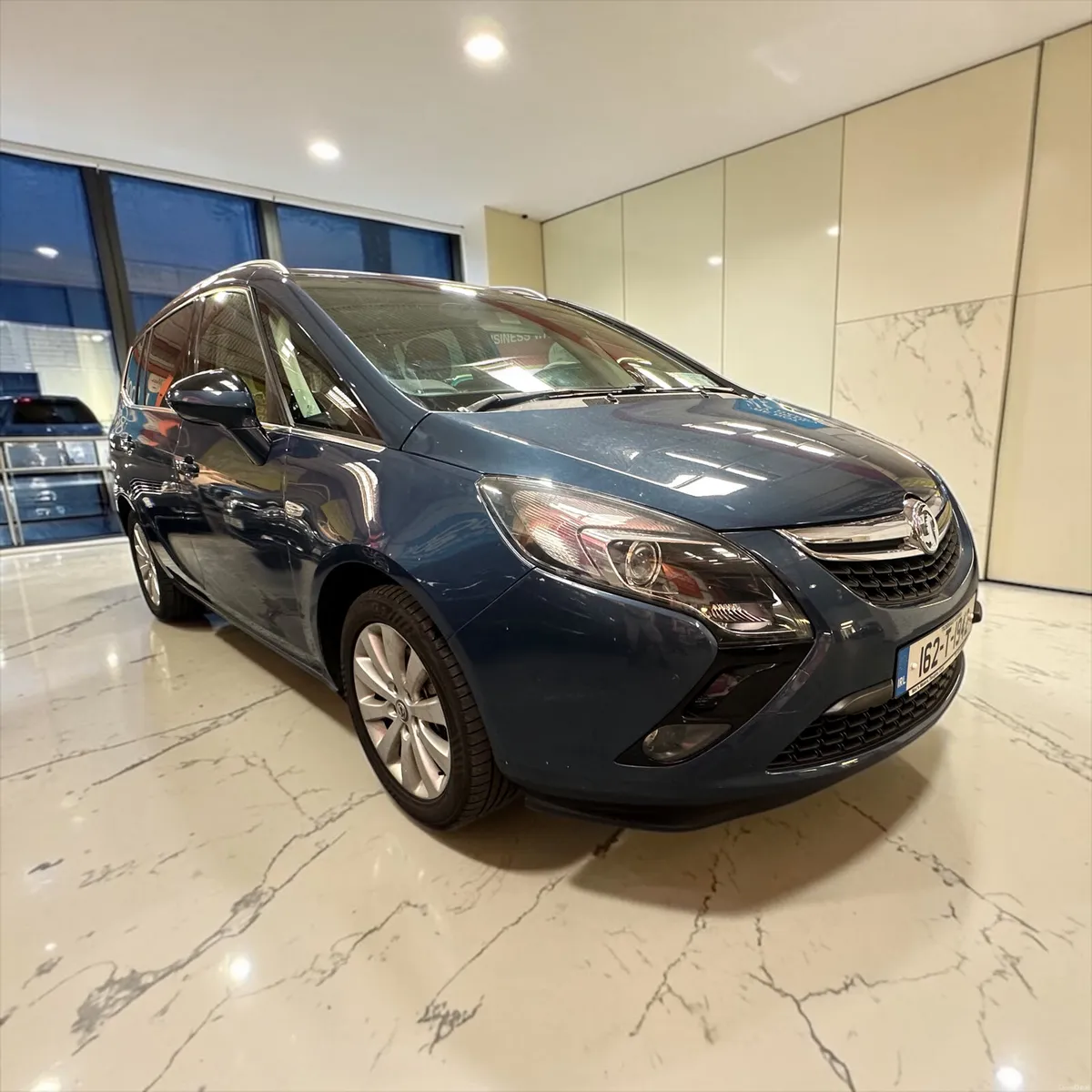 2016 Vauxhall Zafira 1.6 L Diesel 7-seater - Image 3