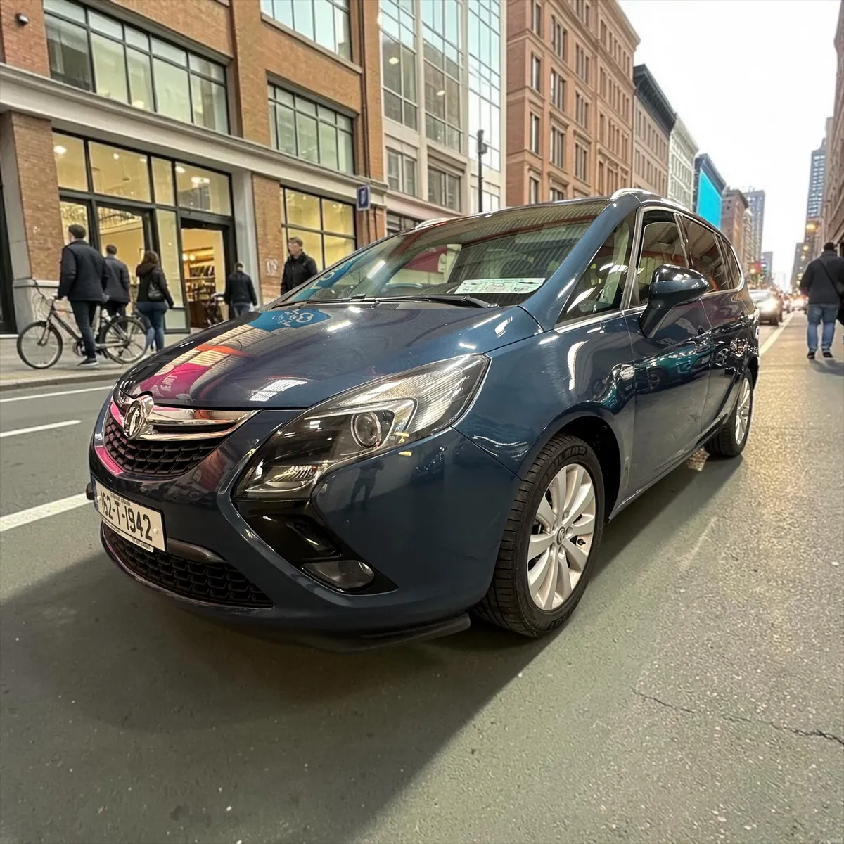 2016 Vauxhall Zafira 1.6 L Diesel 7-seater - Image 1