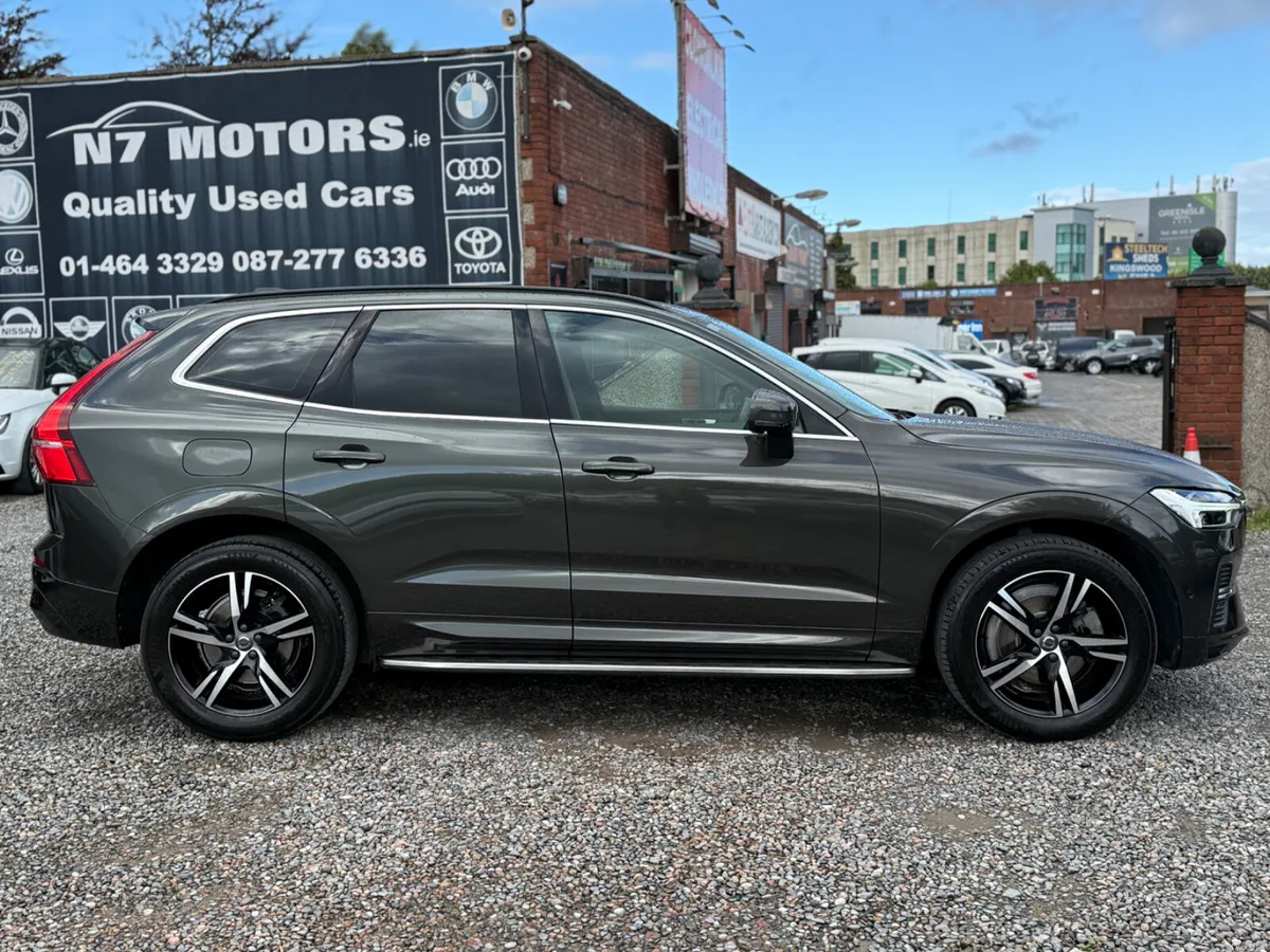 2022 Volvo XC60  B4 D MOMENTUM AUTO - Image 2
