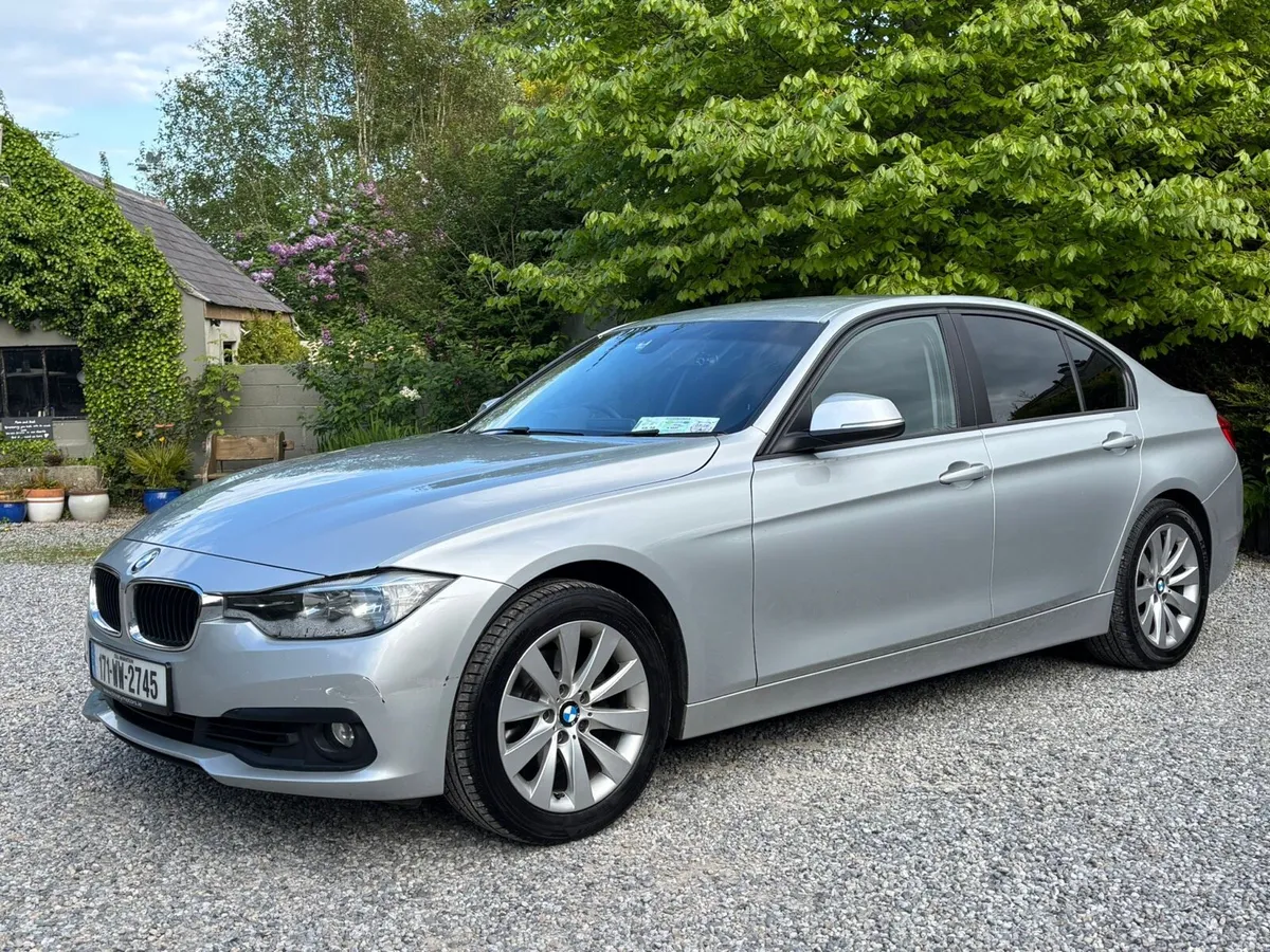 Car - Image 3