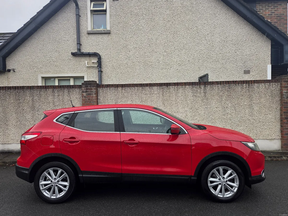 Nissan Qashqai 1.5d SV, Long nct,and taxed - Image 3