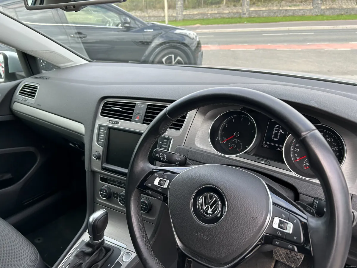 VOLKSWAGEN GOLF 2016, 1.2 TSI 5DR AUTO LOW KM - Image 5