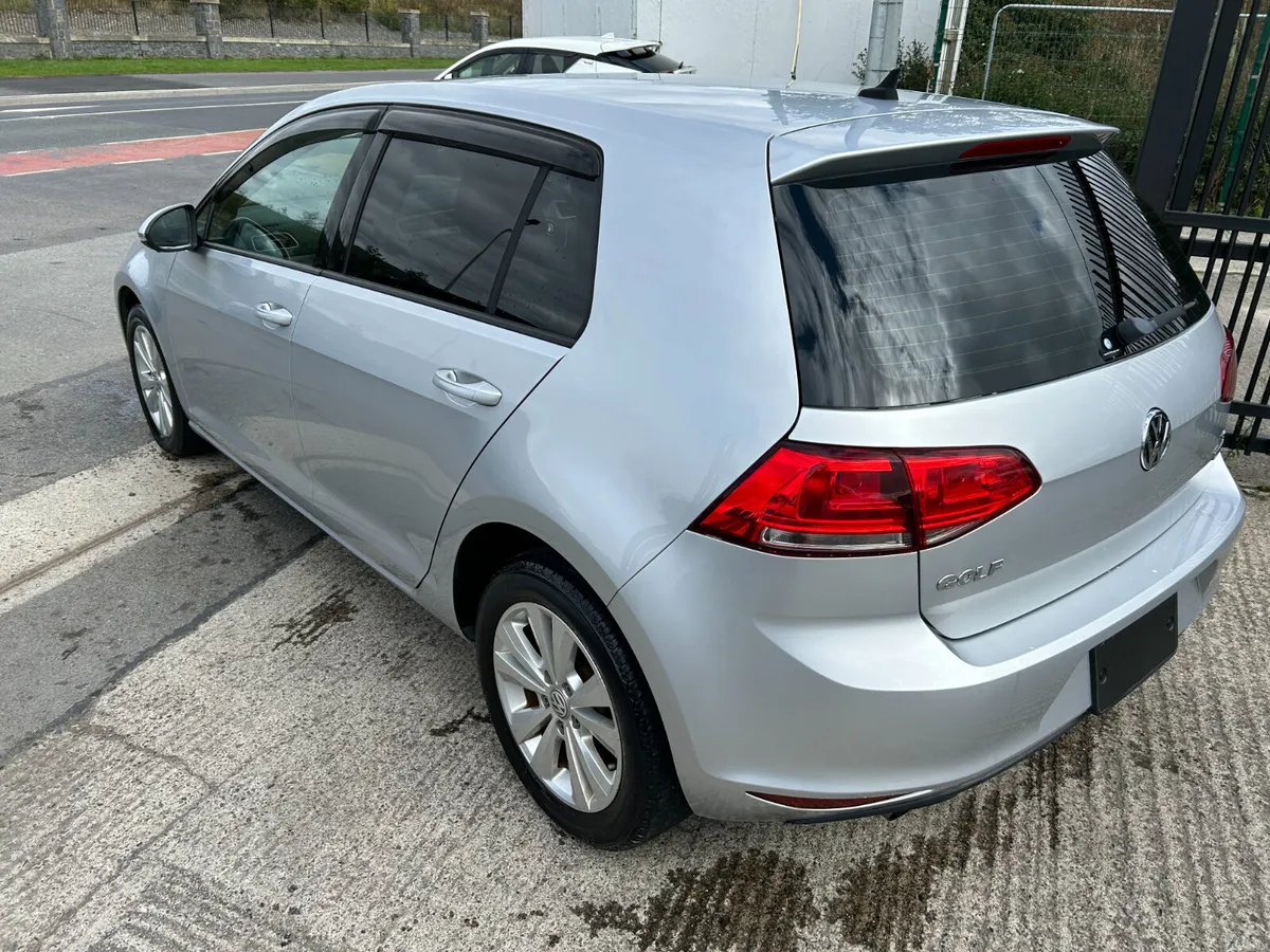 VOLKSWAGEN GOLF 2016, 1.2 TSI 5DR AUTO LOW KM - Image 3