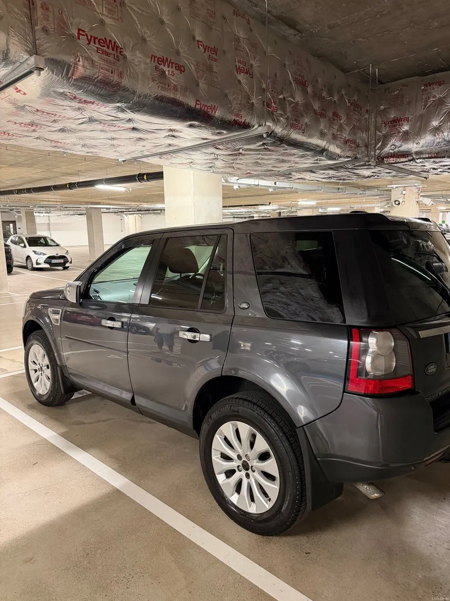 Land Rover Freelander 2 | 2.2L Diesel - Image 2