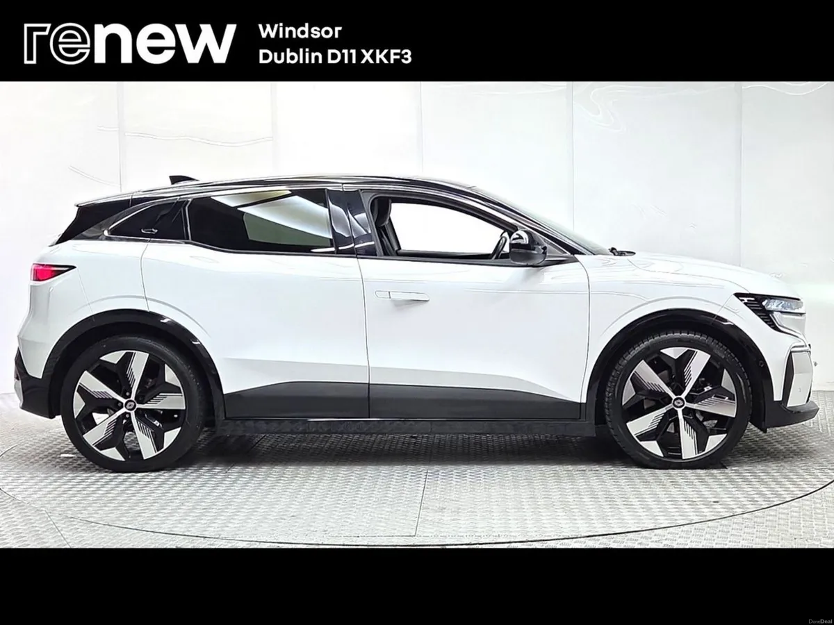 Renault Megane E-Tech EV60 220hp Techno - Image 6