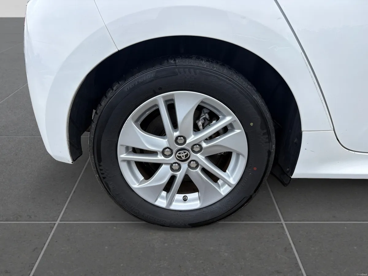 Toyota Yaris 2023 Hybrid Irish - Image 6