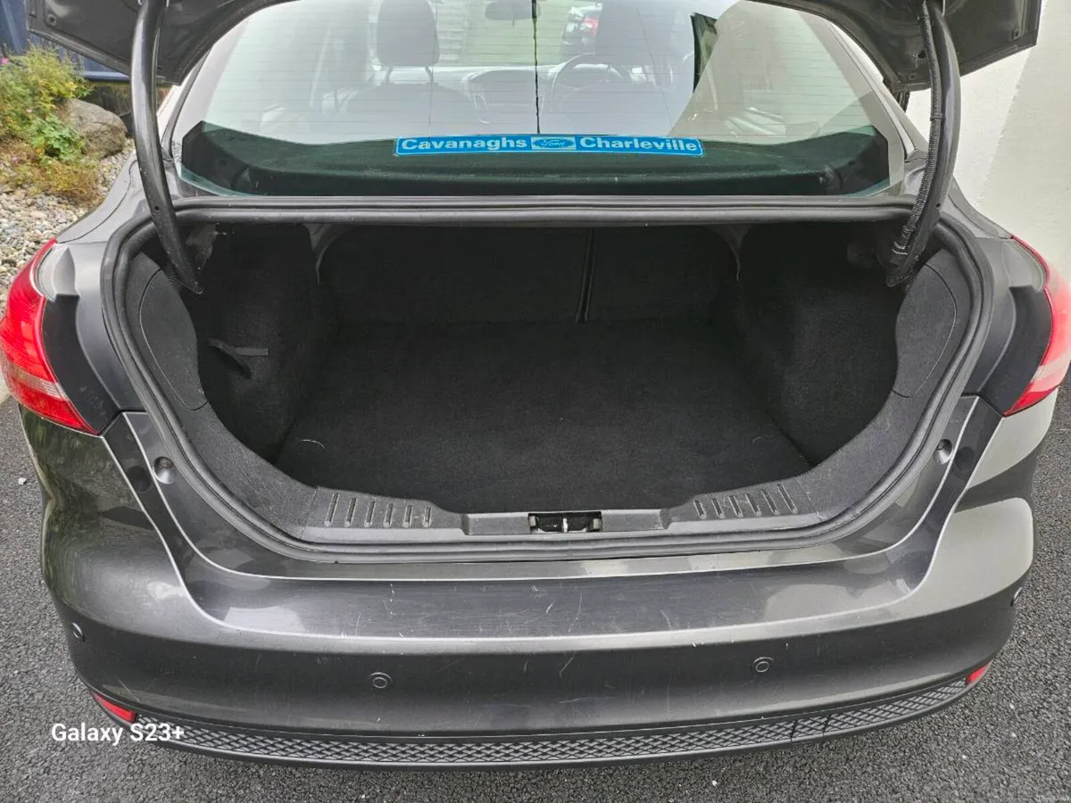 2016 Ford Focus Titanium. 1 Owner from new. - Image 4