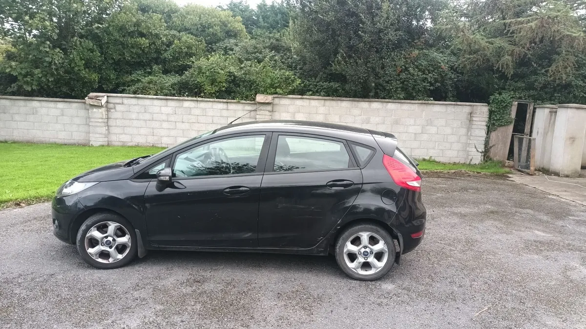 Ford Fiesta 2011 - Image 4