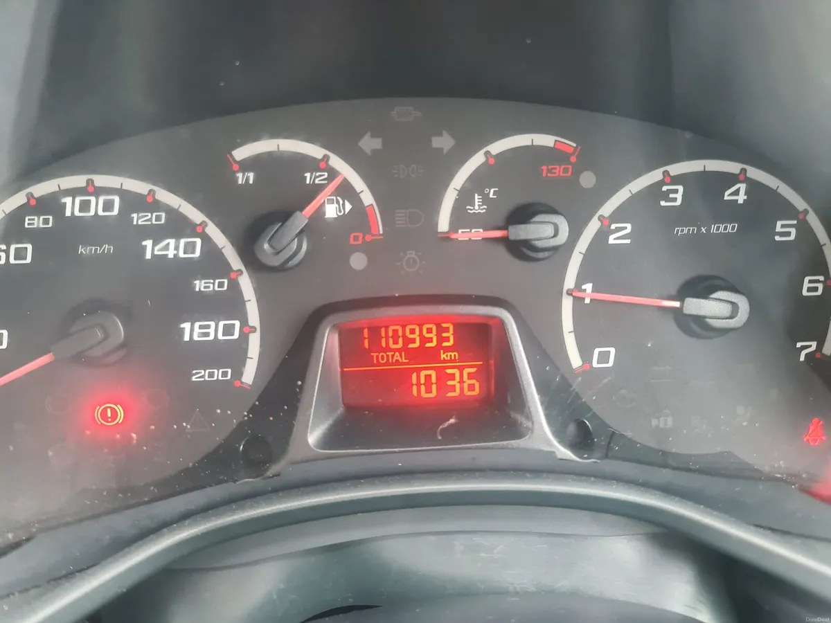 2010 Ford ka - Image 6