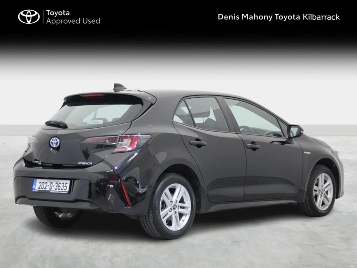 Toyota Corolla HYBRID LUNA H/B 4DR AUTO - Image 2