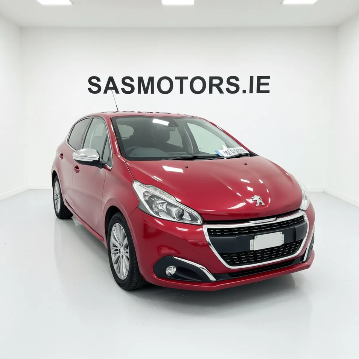 Peugeot 208 Automatic 2018 Low miles - Image 1