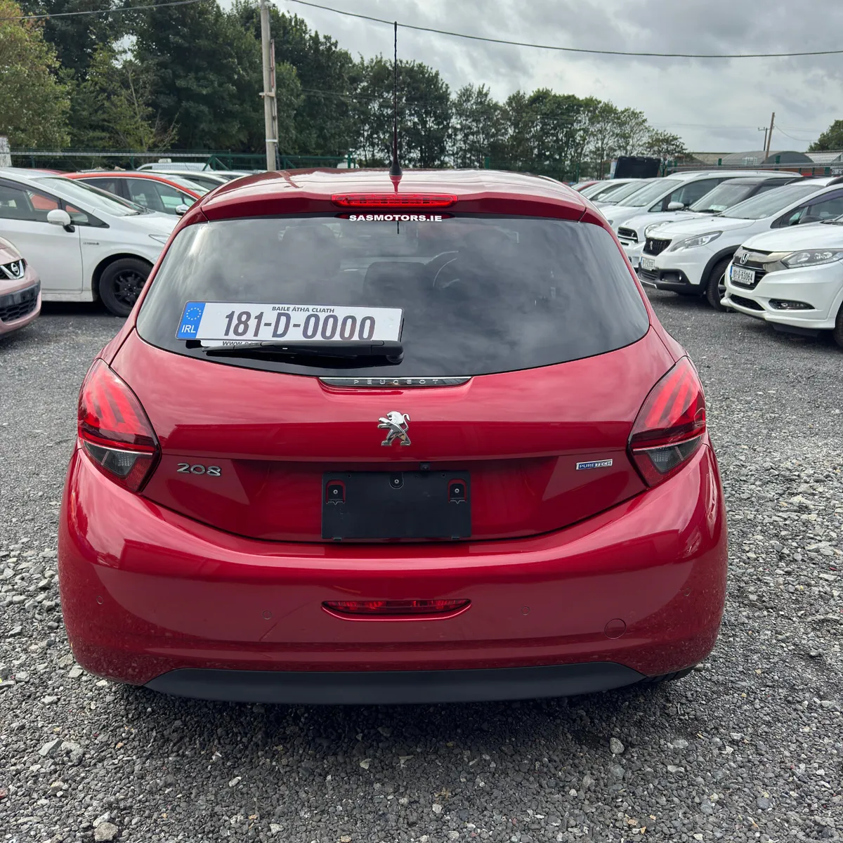 Peugeot 208 Automatic 2018 Low miles - Image 5