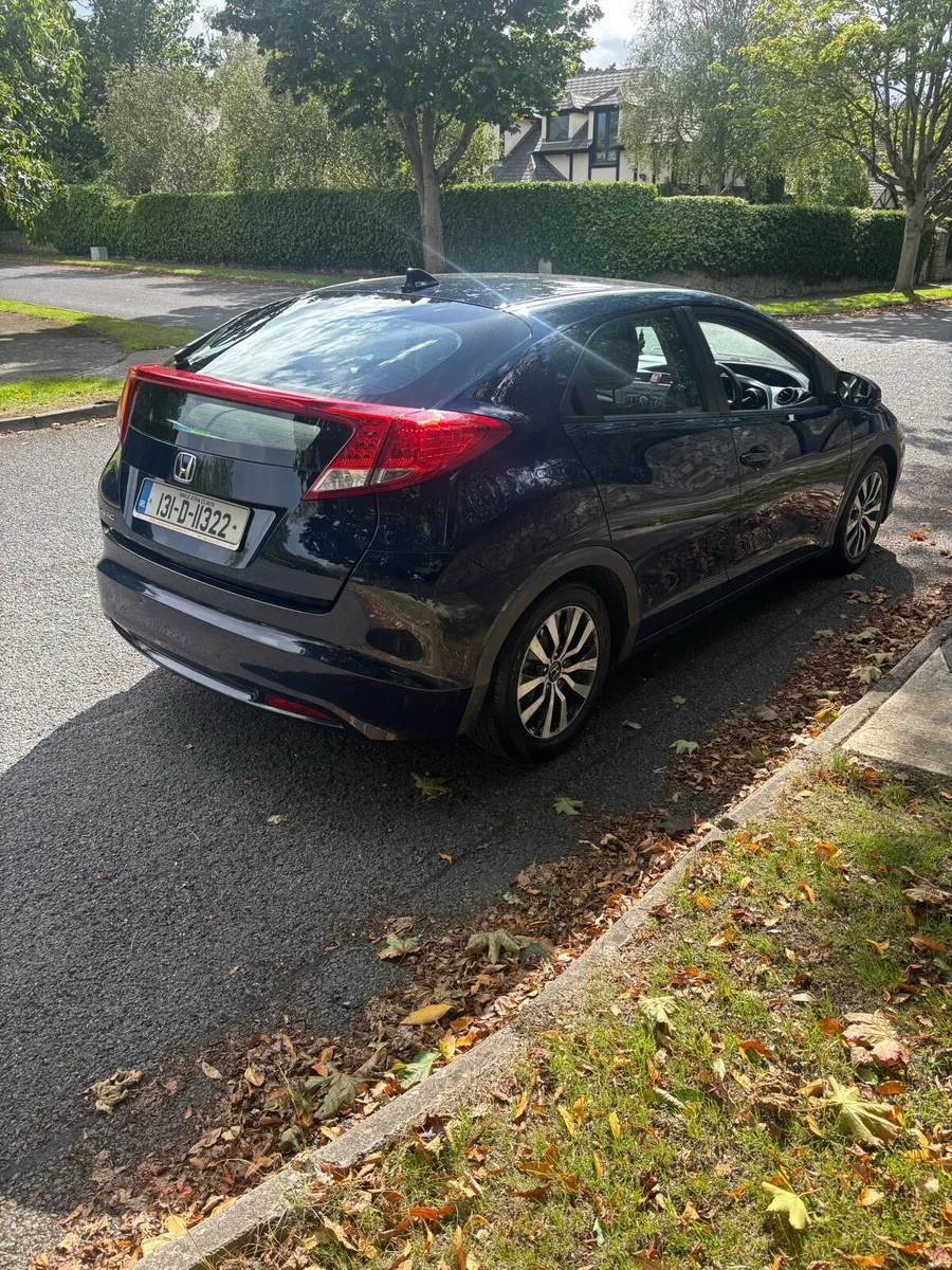 Honda civic - Image 4