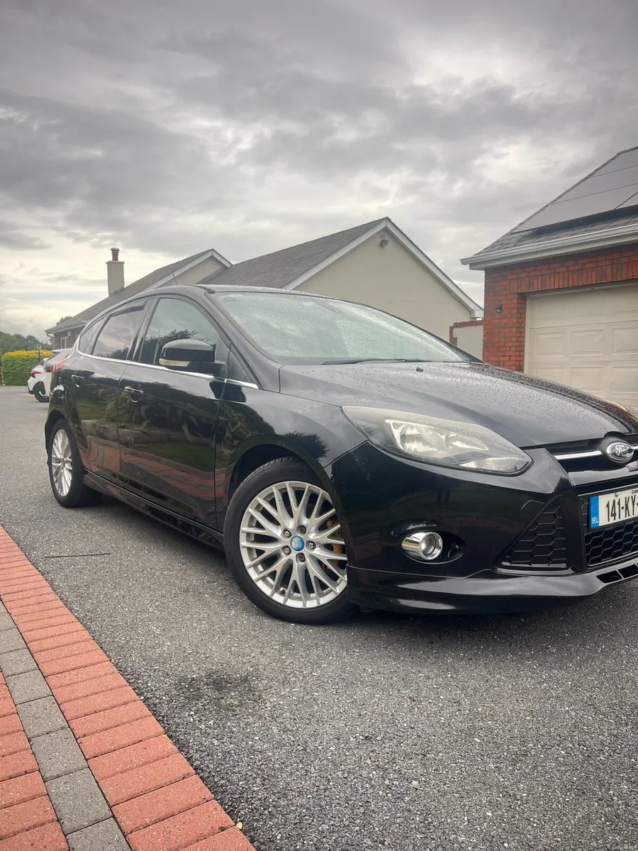Ford Focus Zetec FSH + NTC 2027 - Image 1