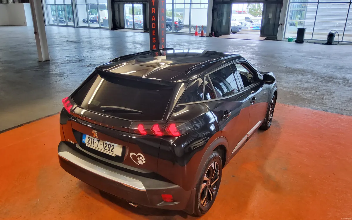 Peugeot 2008 2021 - Image 2