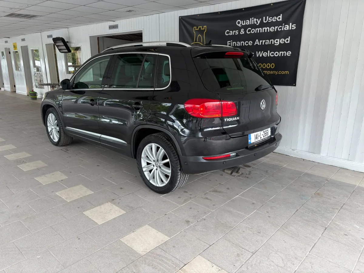 2014 Volkswagen Tiguan  2.0TDI Sport low km - Image 3
