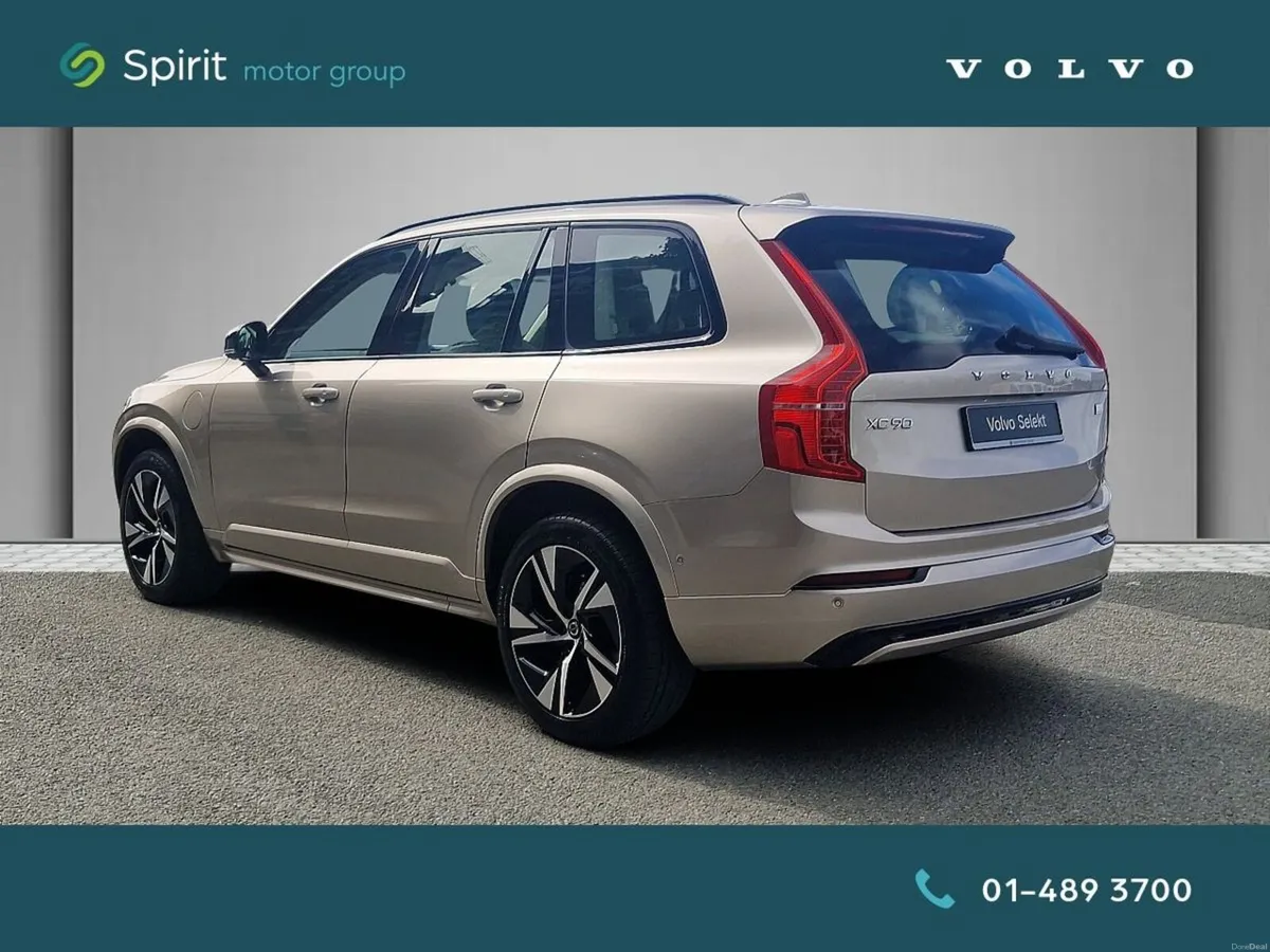 Volvo XC90 T8 Plus Plug In Hybrid - Image 2