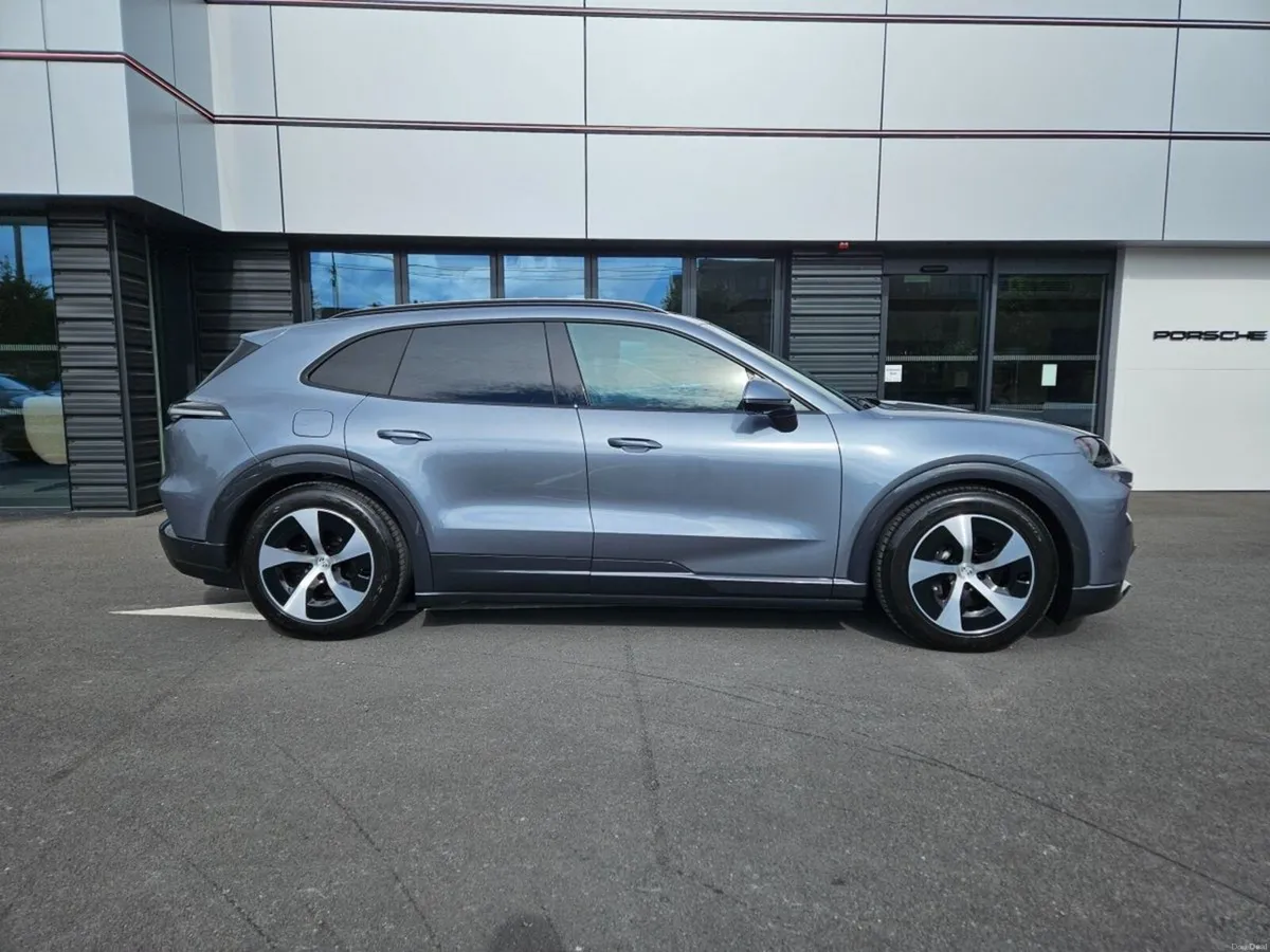 Porsche Cayenne Electric - Image 4