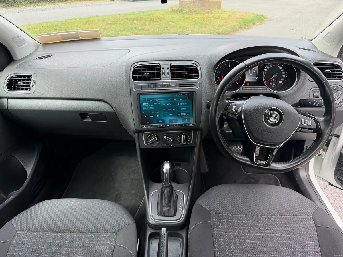 Volkswagen polo  1.2tsi automatic - Image 5