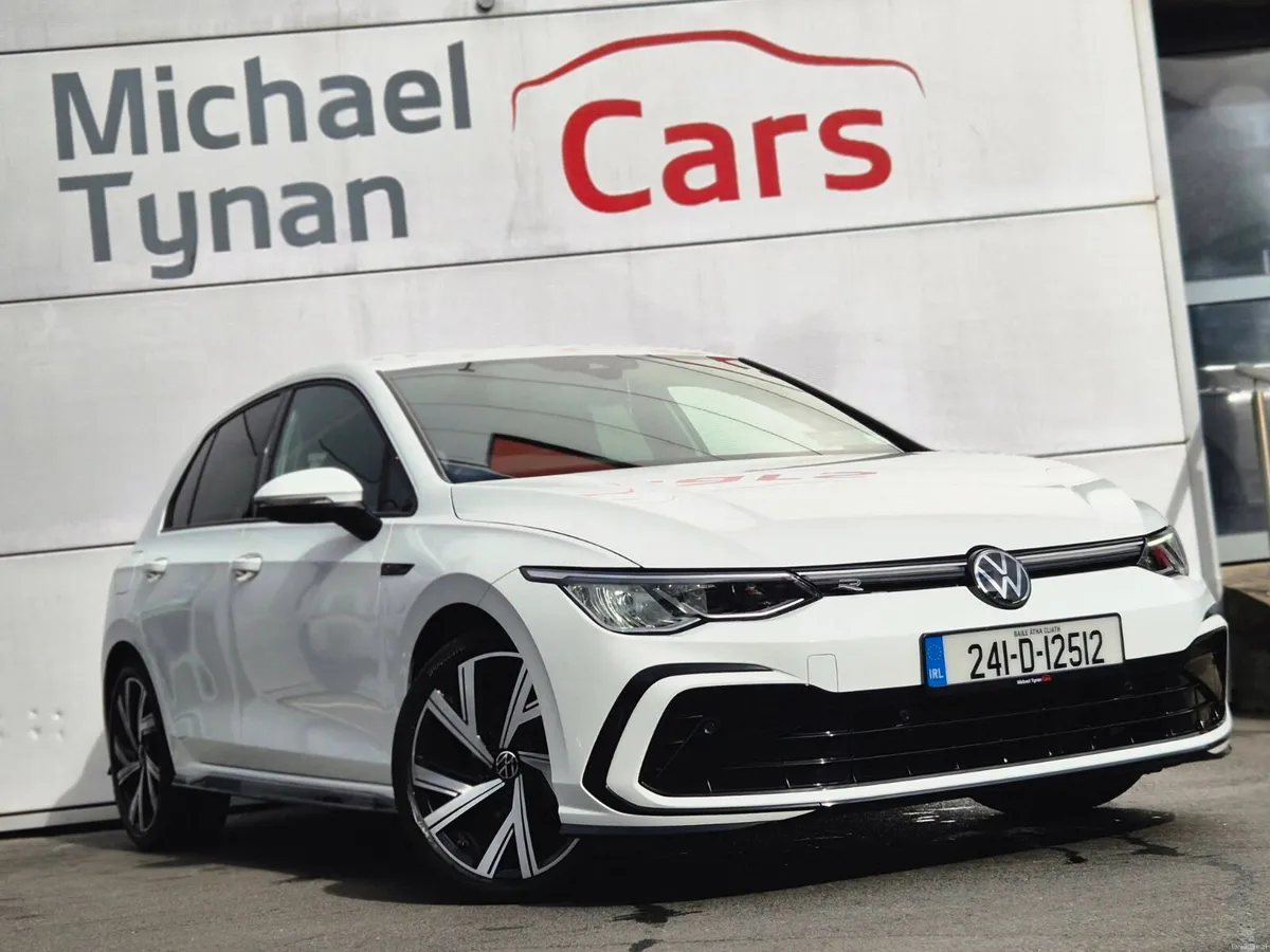2024 VW Golf 1.5 Petrol R Line, CarPlay, 18" Alloy - Image 4