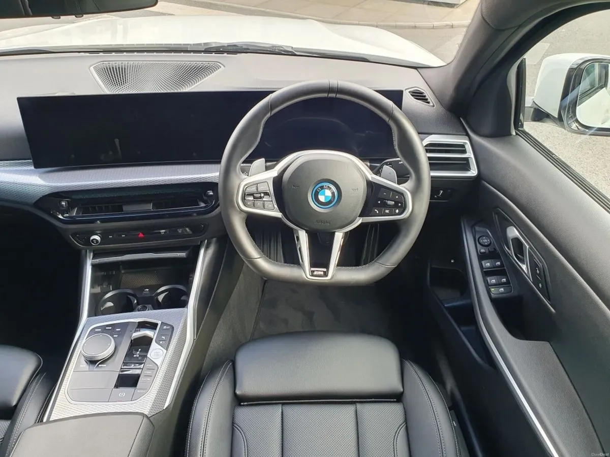BMW 3-Series 330e M Sport Saloon - Image 5