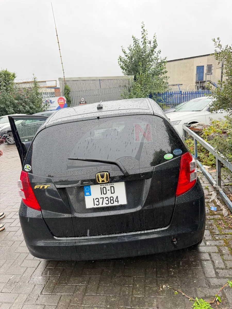 Selling my car - Image 4