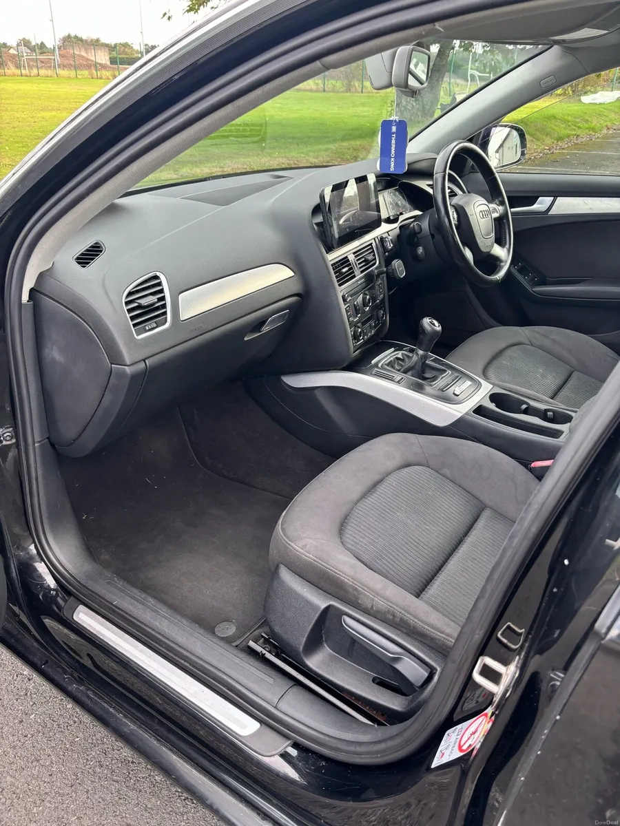 2010 AUDI A4 15 MONTHS NCT - Image 6
