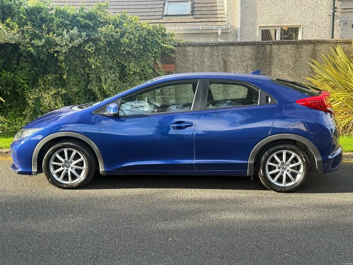12 Honda Civic ONLY 88k kms NEW NCT 09/27 - Image 2