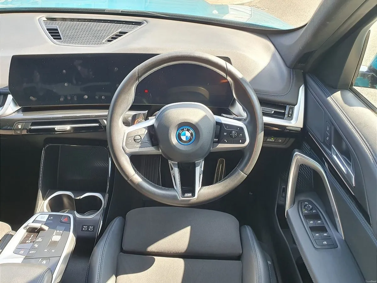 BMW iX1 eDrive20 M Sport - Image 5