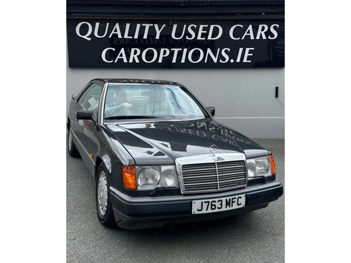 Mercedes-Benz 300 AUTO CE - Image 3