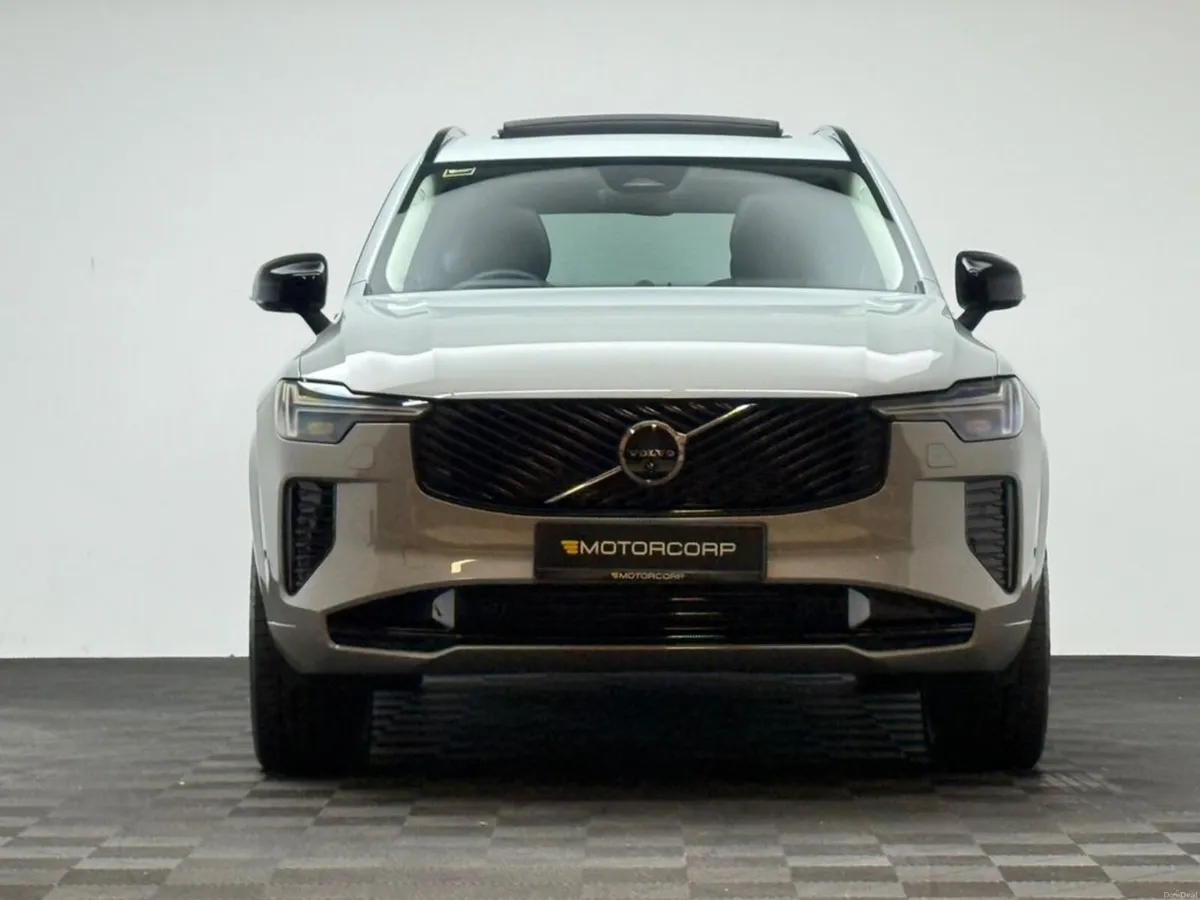 Volvo XC90 ULTRA T8 2.0 RECHARGE AWD *PAN ROOF* - Image 2