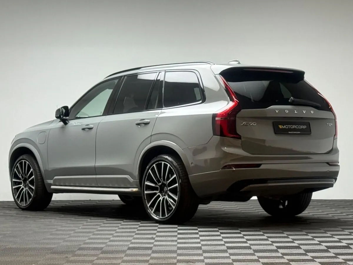 Volvo XC90 ULTRA T8 2.0 RECHARGE AWD *PAN ROOF* - Image 5