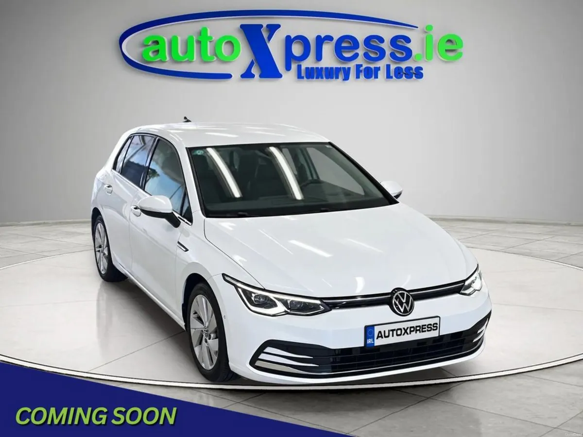 Volkswagen Golf 1.5 Petrol, eTSI Style, Reversing - Image 1
