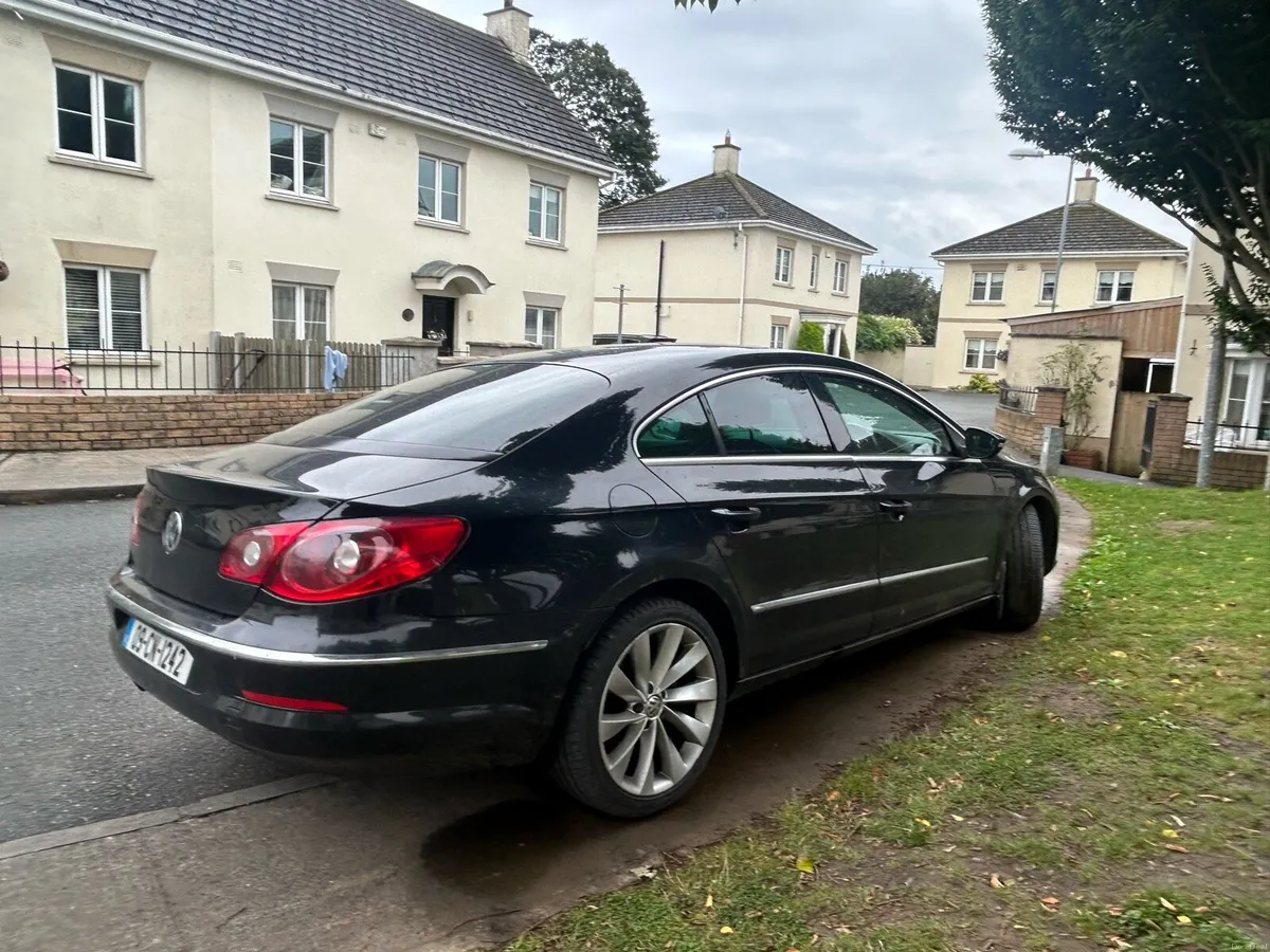 2009 Volkswagen Passat - Image 4