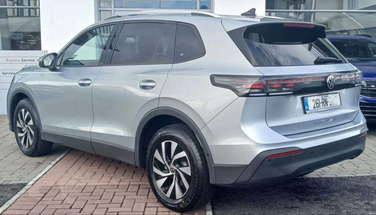 Volkswagen Tiguan EDITION 75 2.0TDI DSG 150HP **WI - Image 5