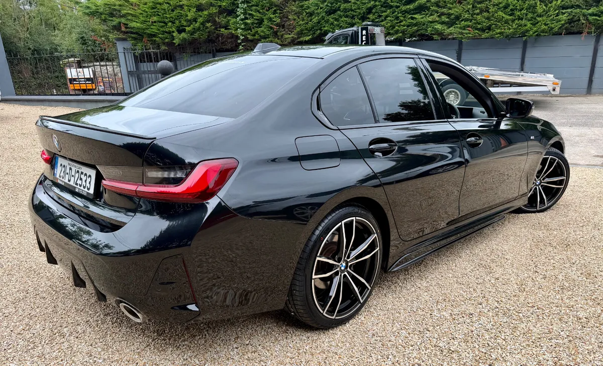 2023 BMW 320D M-Sport - Image 3