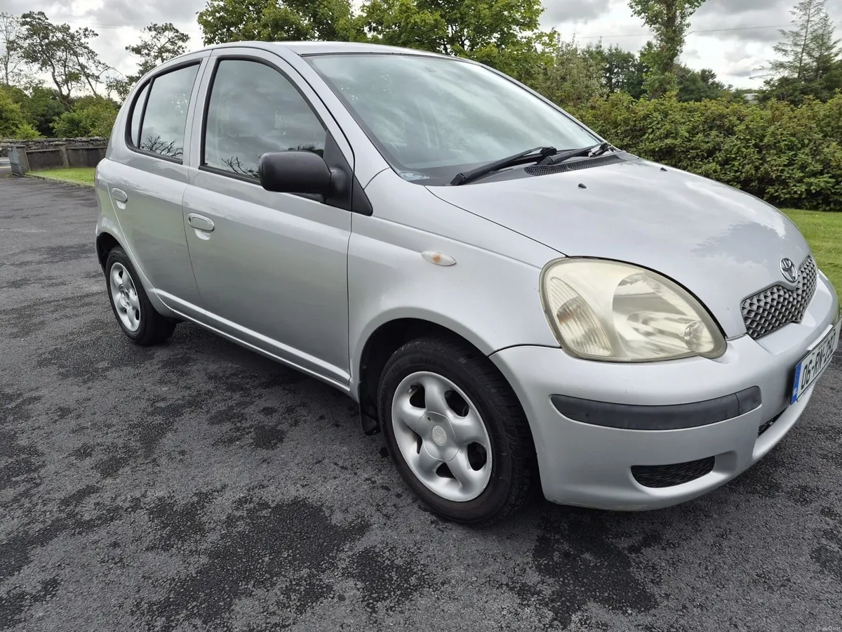 Toyota Yaris - Image 1