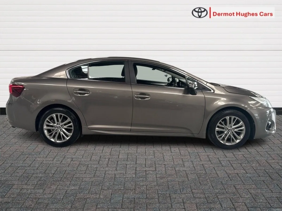 Toyota Avensis AVENSIS 2.0D LUNA SAL - Image 3