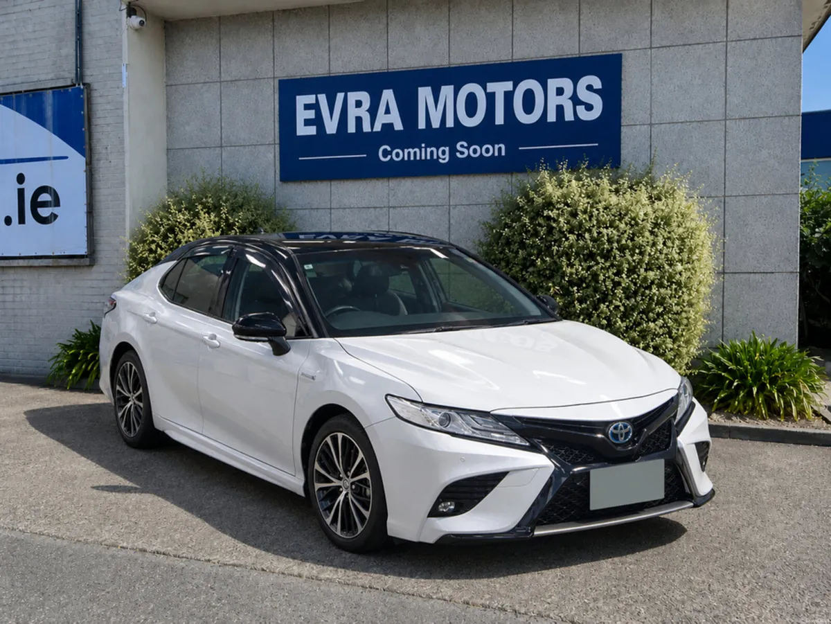 Toyota Camry WS HYBRID AUTOMATIC 2.5 PETROL //HIGH - Image 1