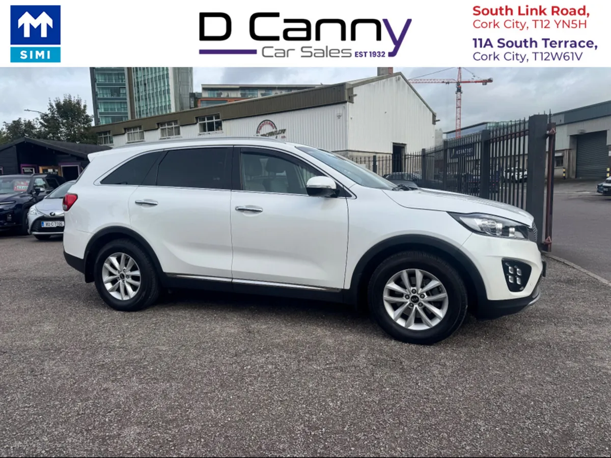 Kia Sorento PLATINUM 4X2 5DR - Image 4