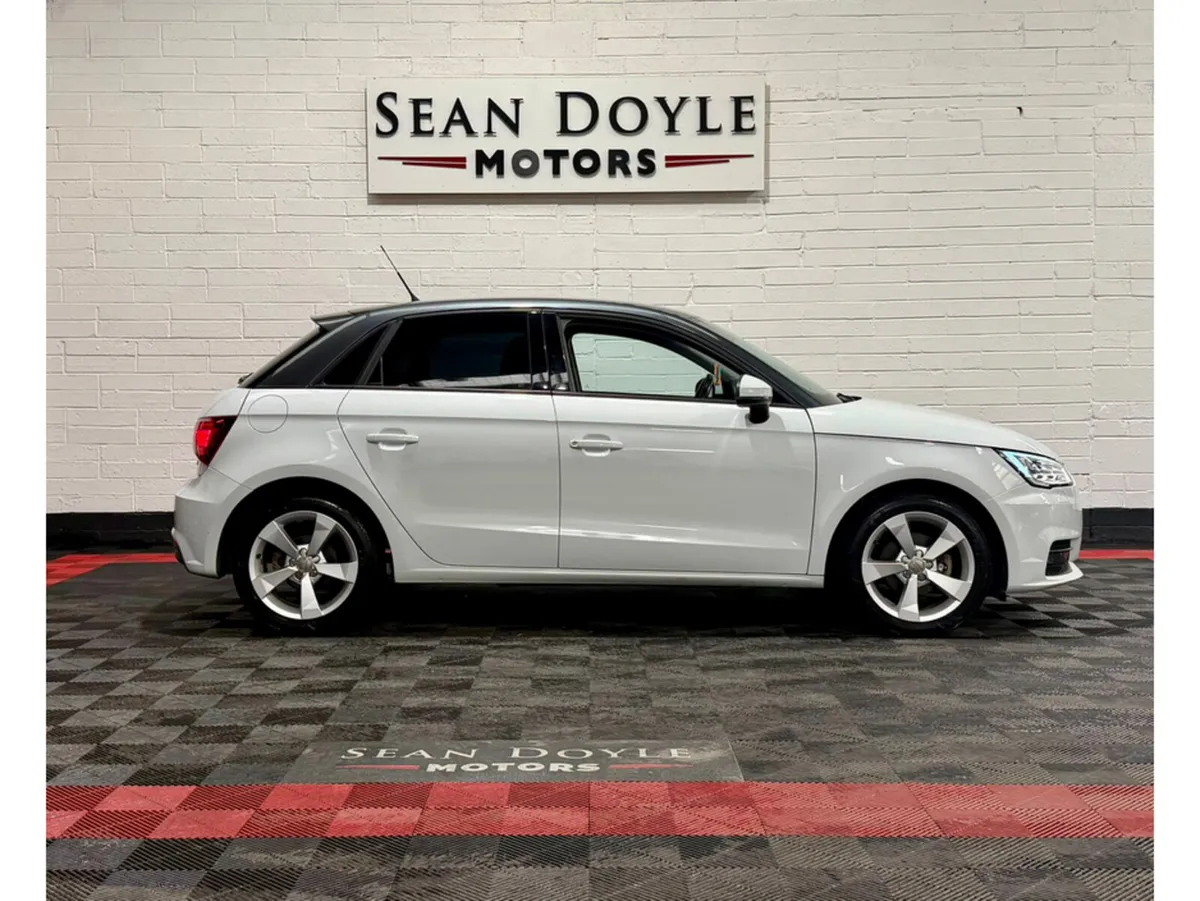 Audi A1 2018 1.0 TFSI PETROL 5DR AUTO - Image 4