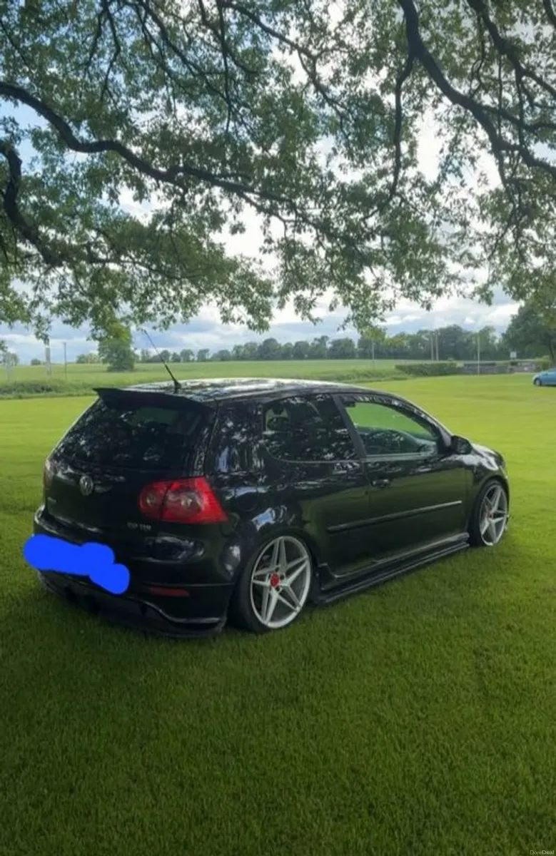 2008 Volkswagen Golf - Image 1