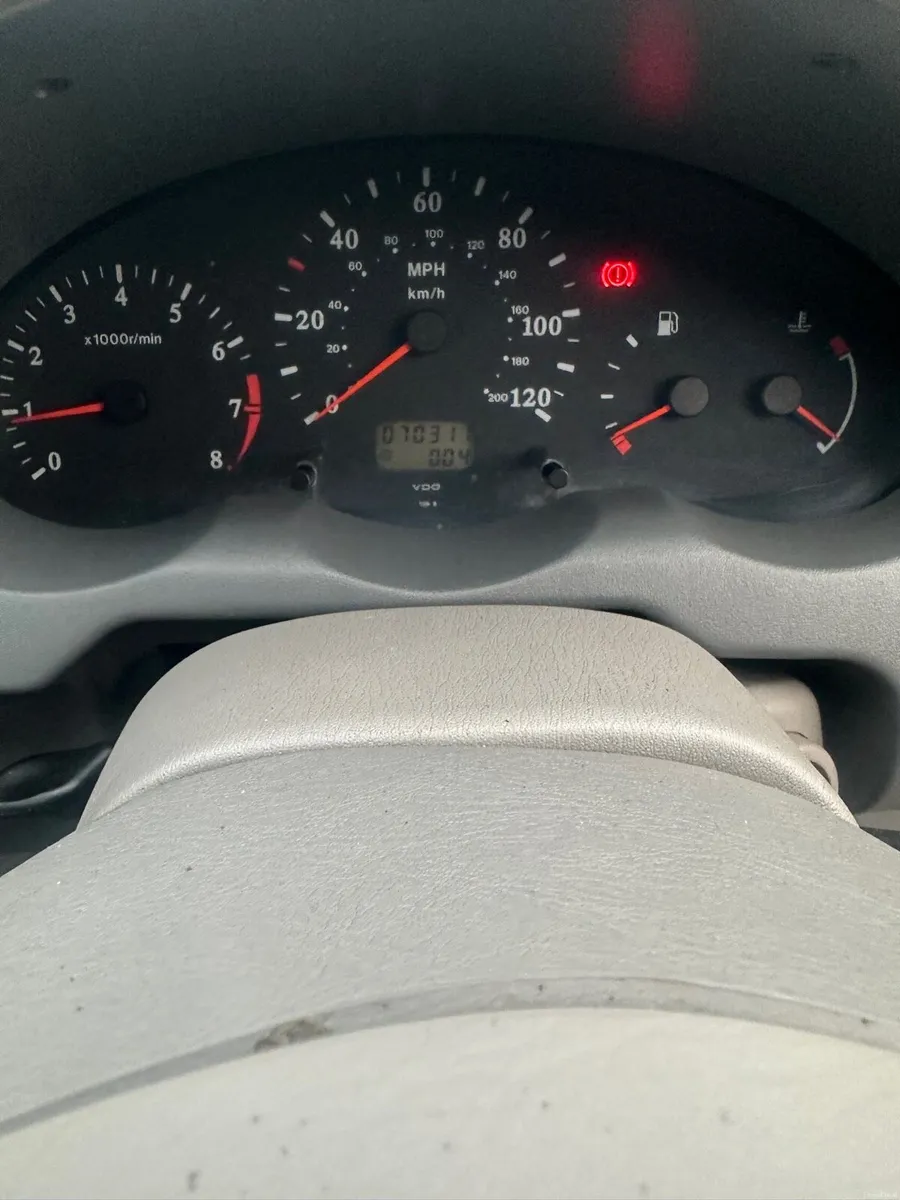 01 NISSAN MICRA AUTO =NEW NCT= - Image 6