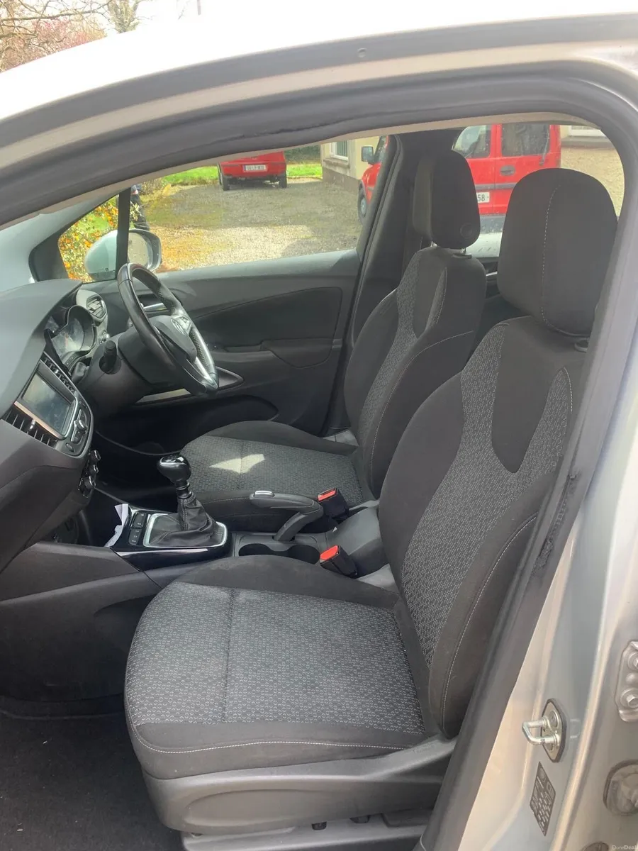 Vauxhall Crossland X - Image 6