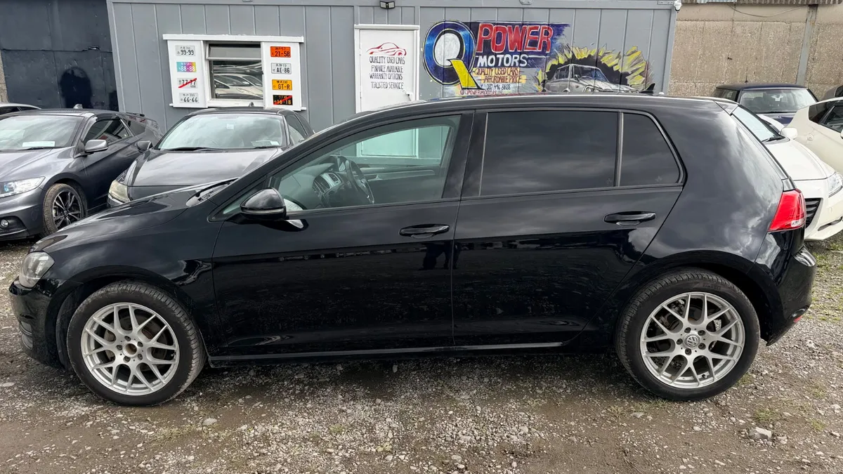 2014 Volkswagen Golf 1.2 Automatic - Image 5