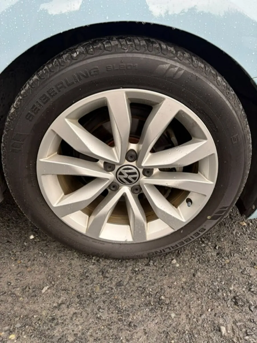 Volkswagen Beetle 2012 - Image 6