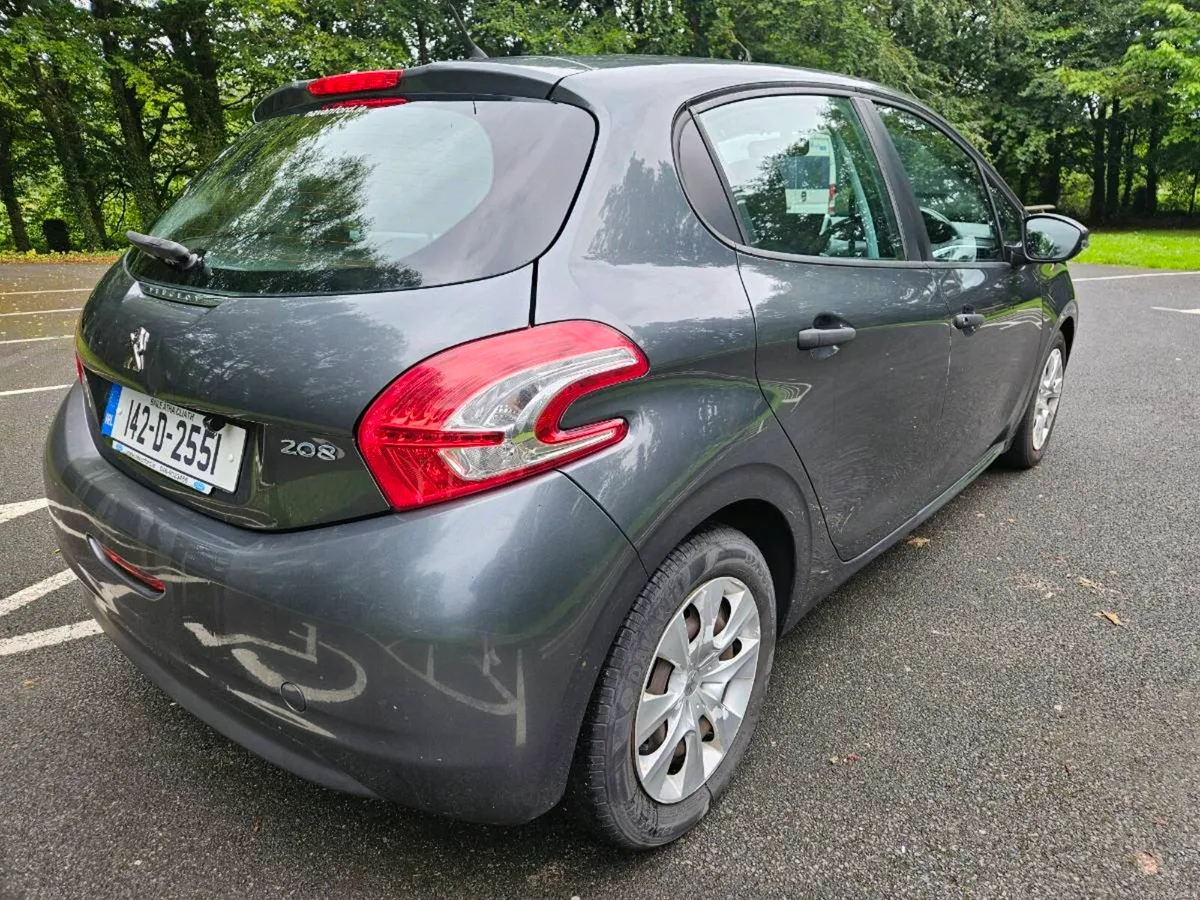 Peugeot 208 - Image 5