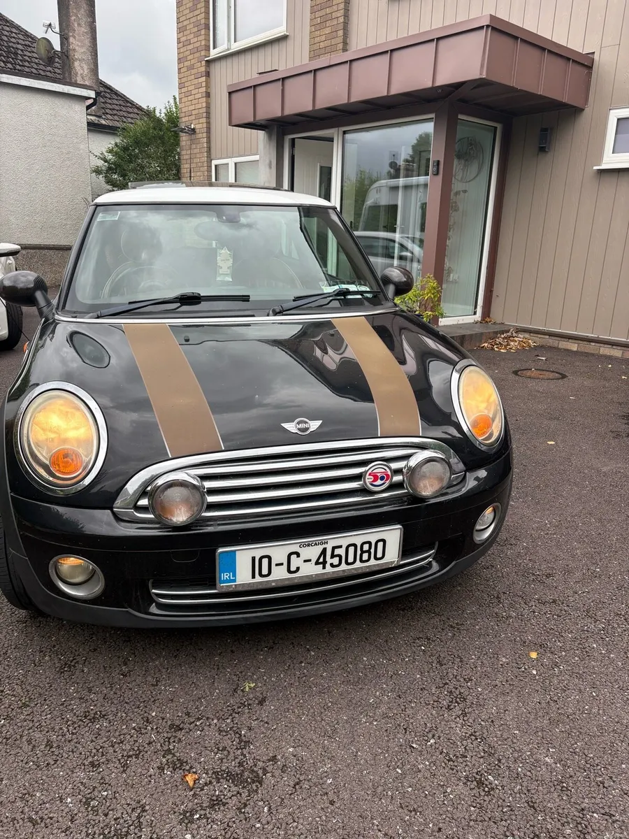 Mini Cooper Mayfair - Image 1