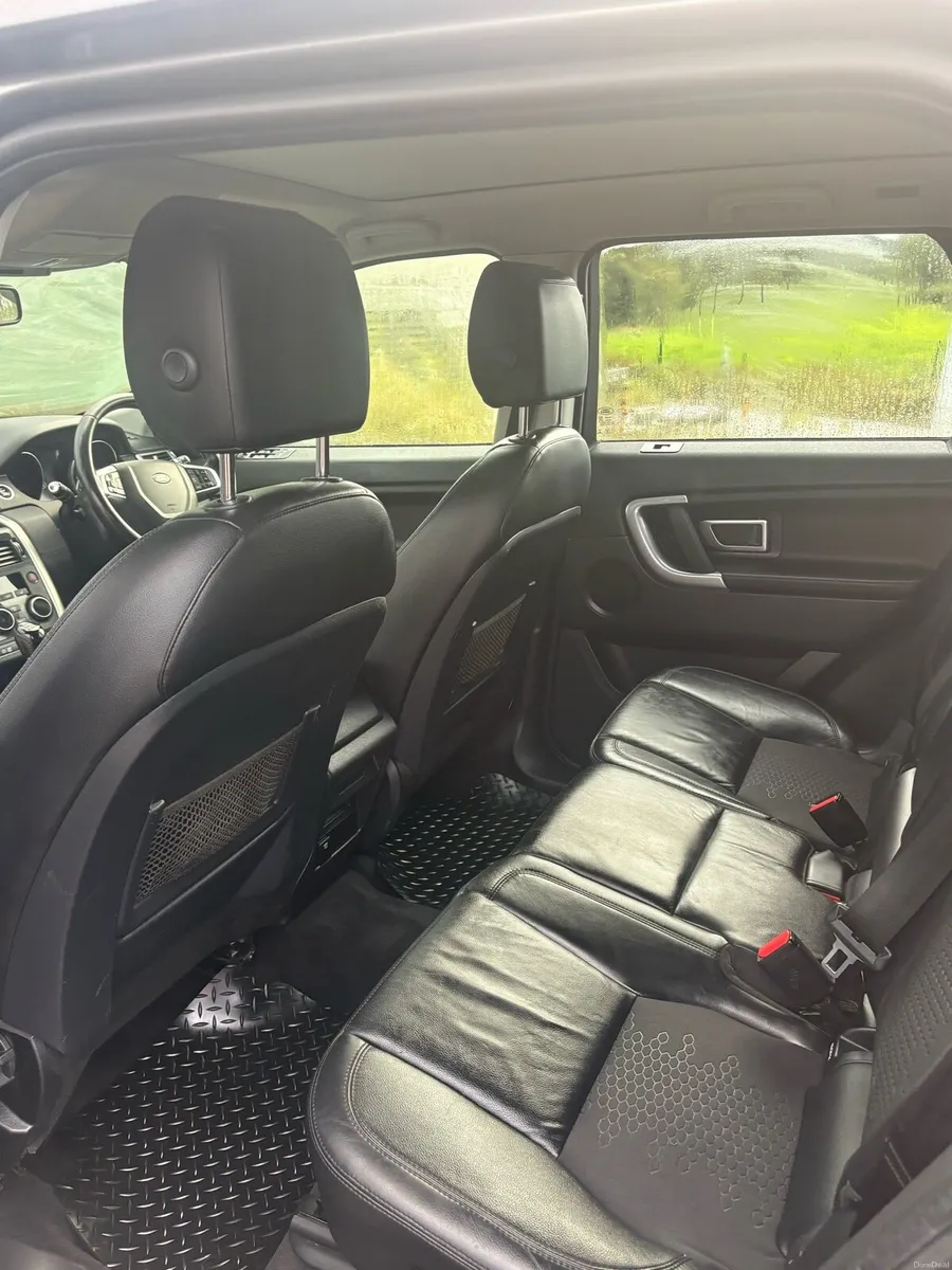 Land Rover Discovery Sport - Image 5